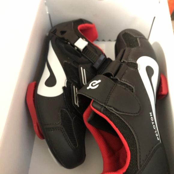 peloton Shoes - Peloton sneakers size 7
